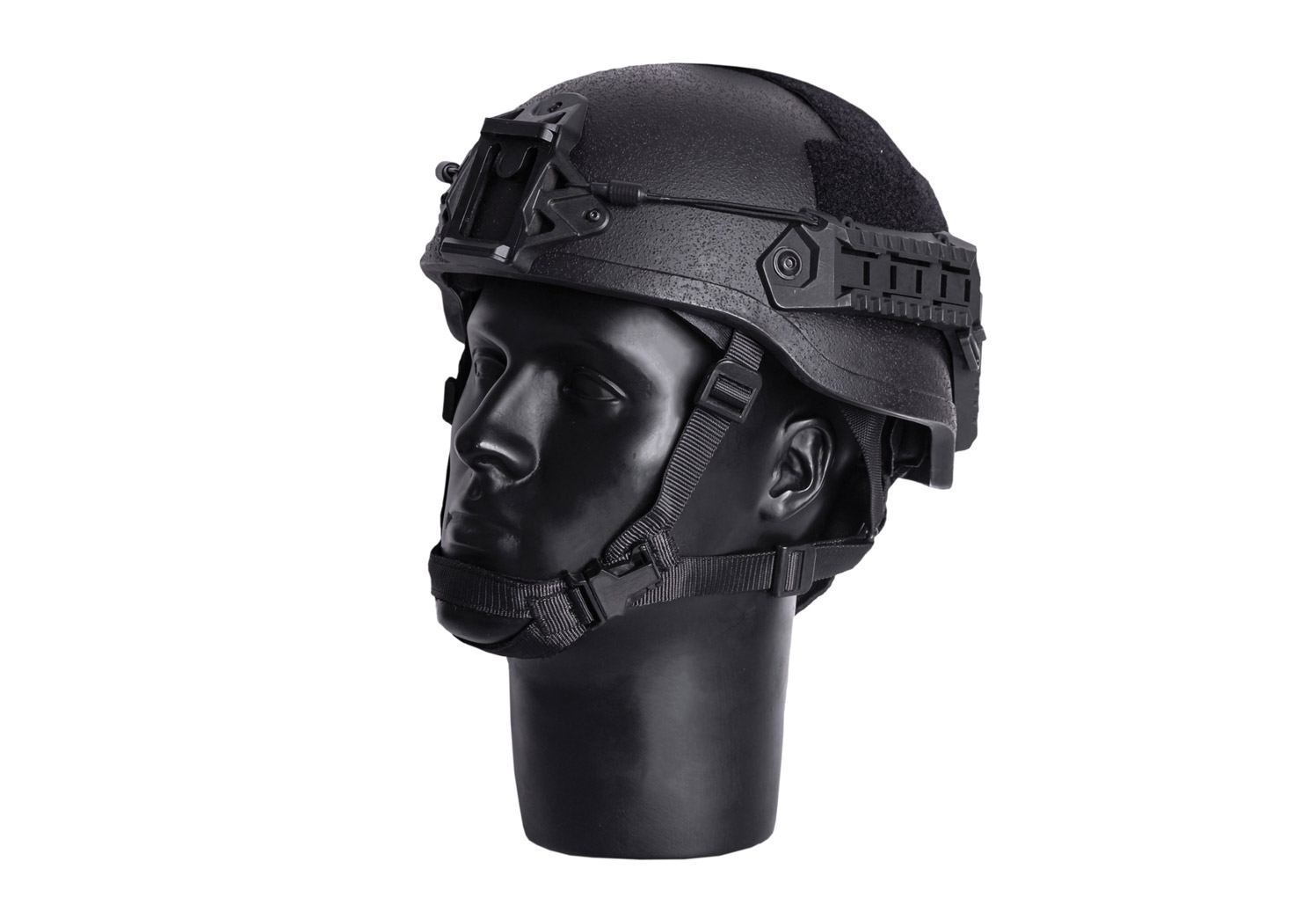 helmet-mid-cut-equipment-ready